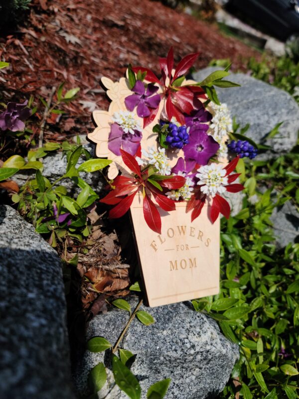 Mothers Day wood flower holder - Image 2