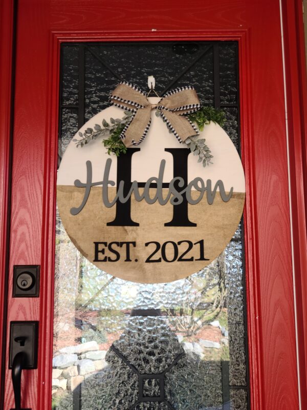 Personalized name wood round - Image 2